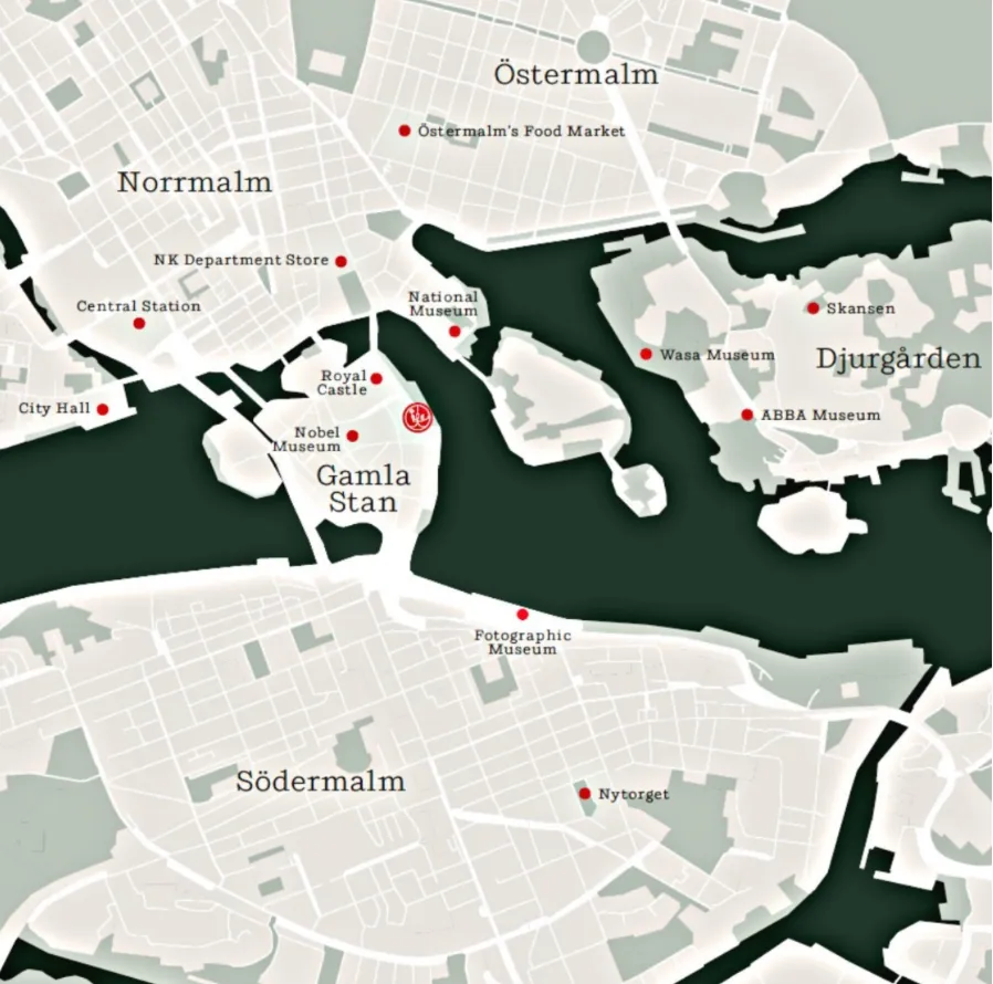 Illustrerad Stockholmskarta i profilens färgvärld, med hotellets läge på Skeppsbron utmärkt bland landmärken som Skansen och Nationalmuseum
